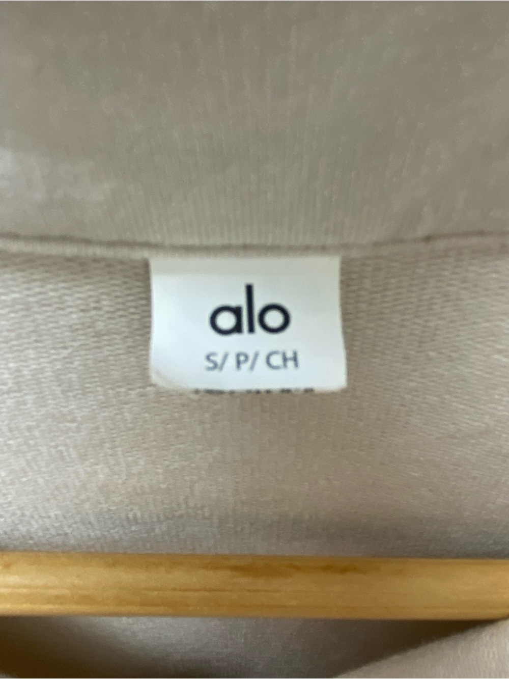 ALO Yoga Men's Beige Quarter-Zip Pullover - Picture 2 of 5